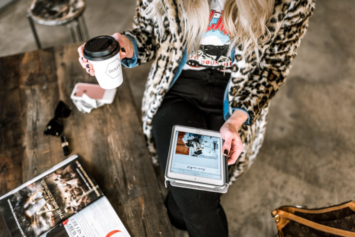 leopard-coat-denim-otterbox-1