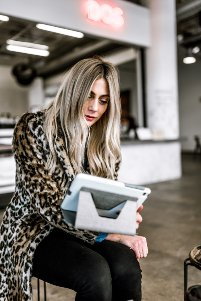 leopard-coat-denim-otterbox-6