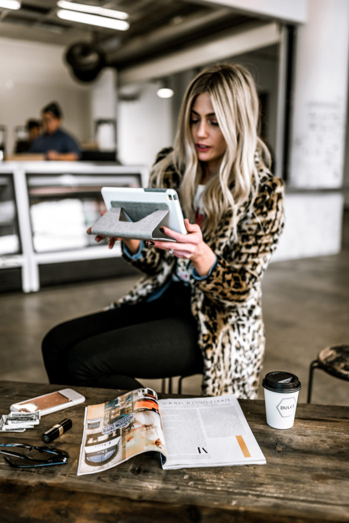 leopard-coat-denim-otterbox-8